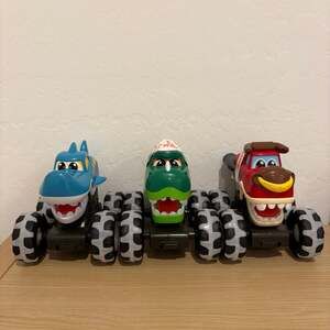 Monster Truck Toy, Motion Activated Light-Up Cars, Press & Go Cars 3 Pack